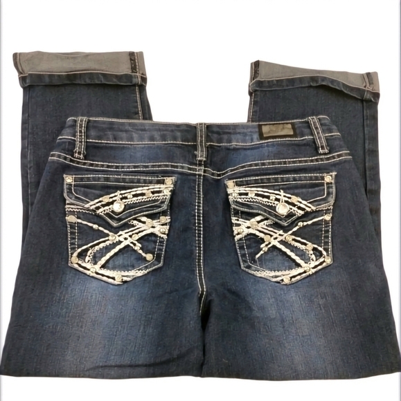 Earl Jean embellished button pocket capris - Picture 1 of 7